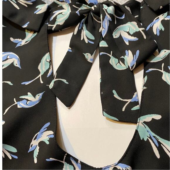 Lauren Conrad Size 8 Black Dress with Light Blue Birds Cutout and Waist - Picture 3 of 8